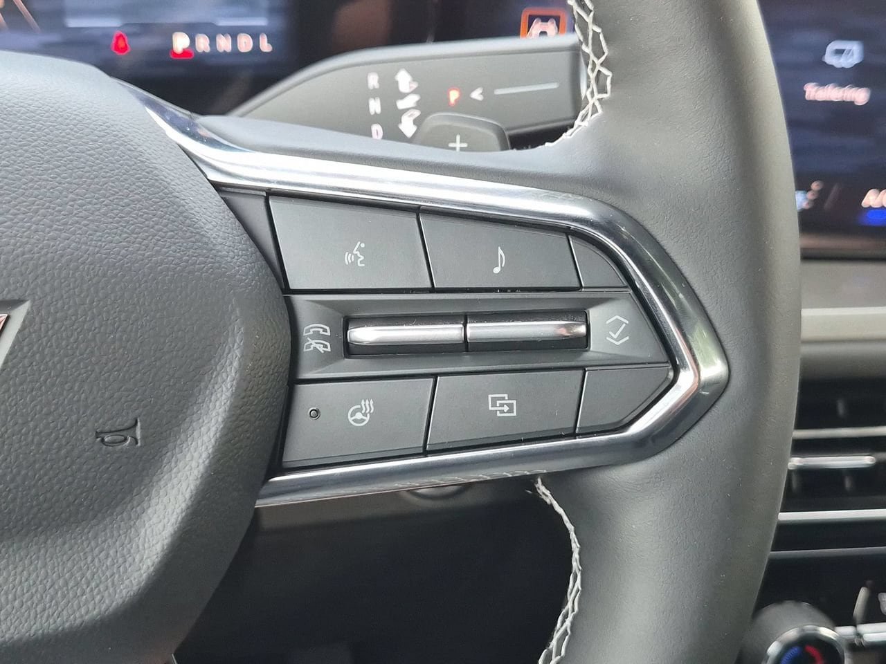 New 2026 Chevrolet Traverse LT w/ Enhanced Driving Package FWD image 12