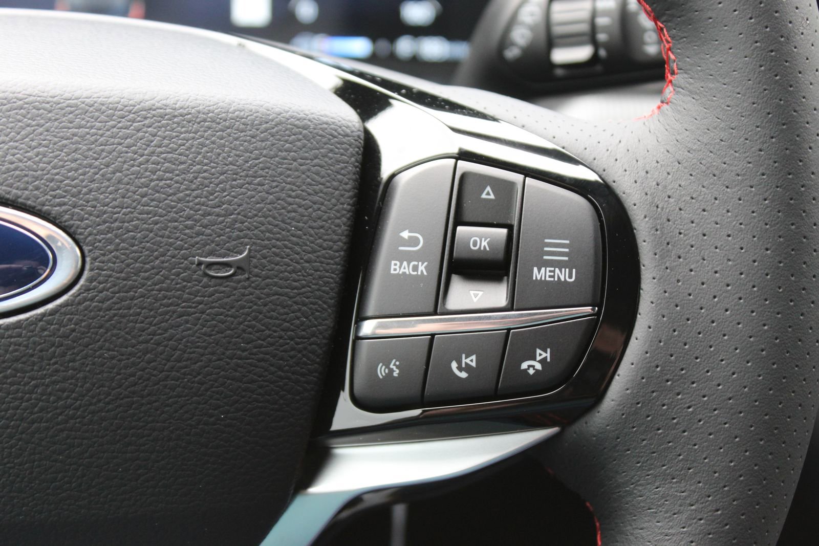 New 2026 Ford Explorer ST-Line w/ ST-Line Street Pack AWD/4WD image 28