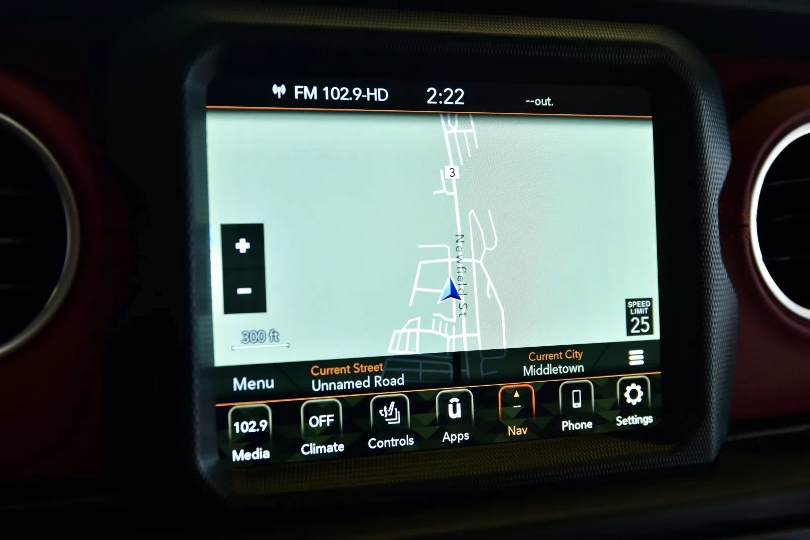 Used 2023 Jeep Wrangler Unlimited Rubicon 4xe AWD/4WD image 17