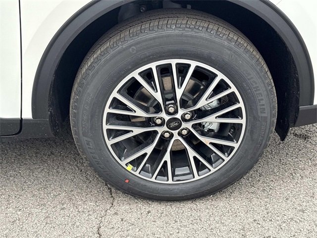 New 2026 Ford Escape SE image 9