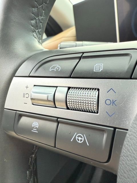 Used 2024 Hyundai Sonata Limited image 41