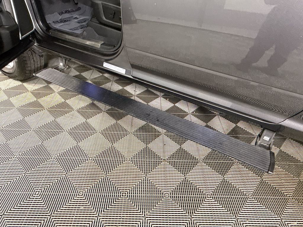 Used 2020 RAM 3500 Laramie image 35