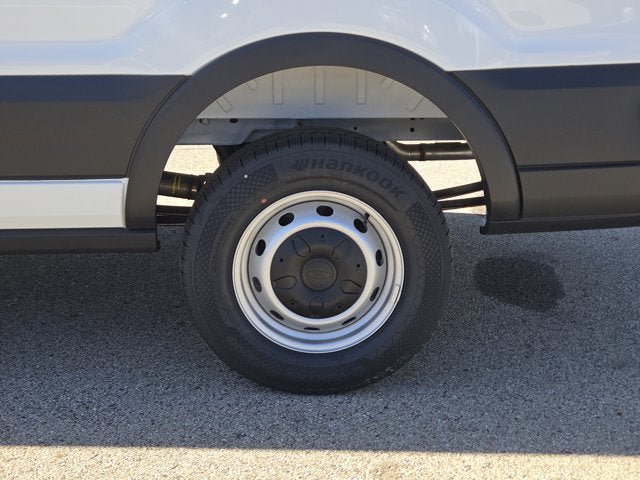 New 2027 Ford Transit 250 148 Medium Roof RWD image 15