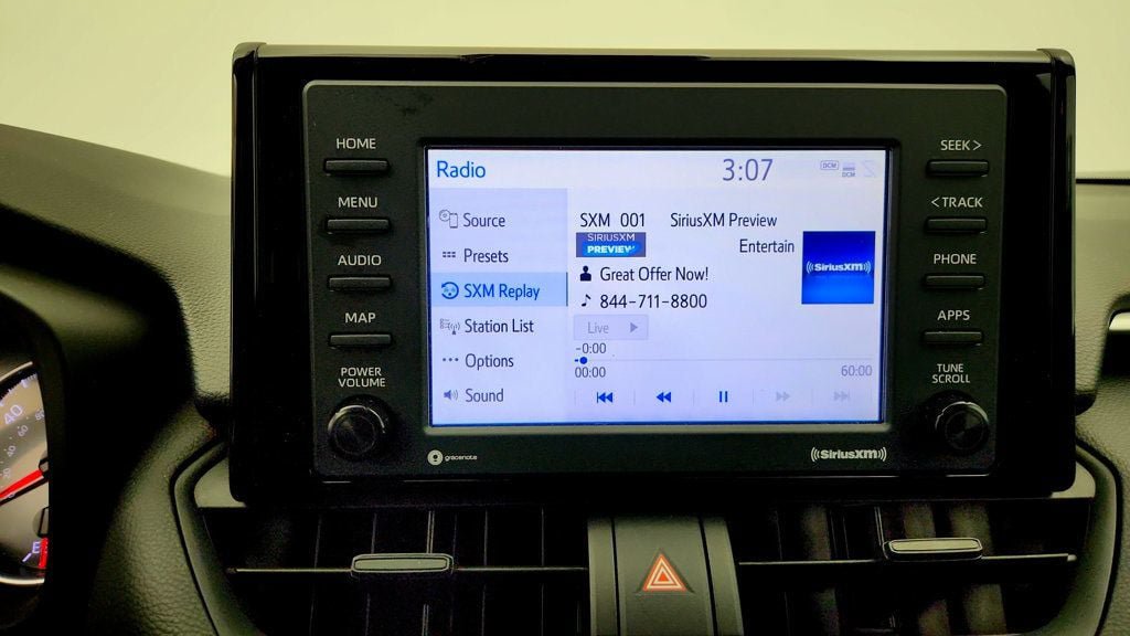 Used 2021 Toyota RAV4 XLE AWD/4WD image 17