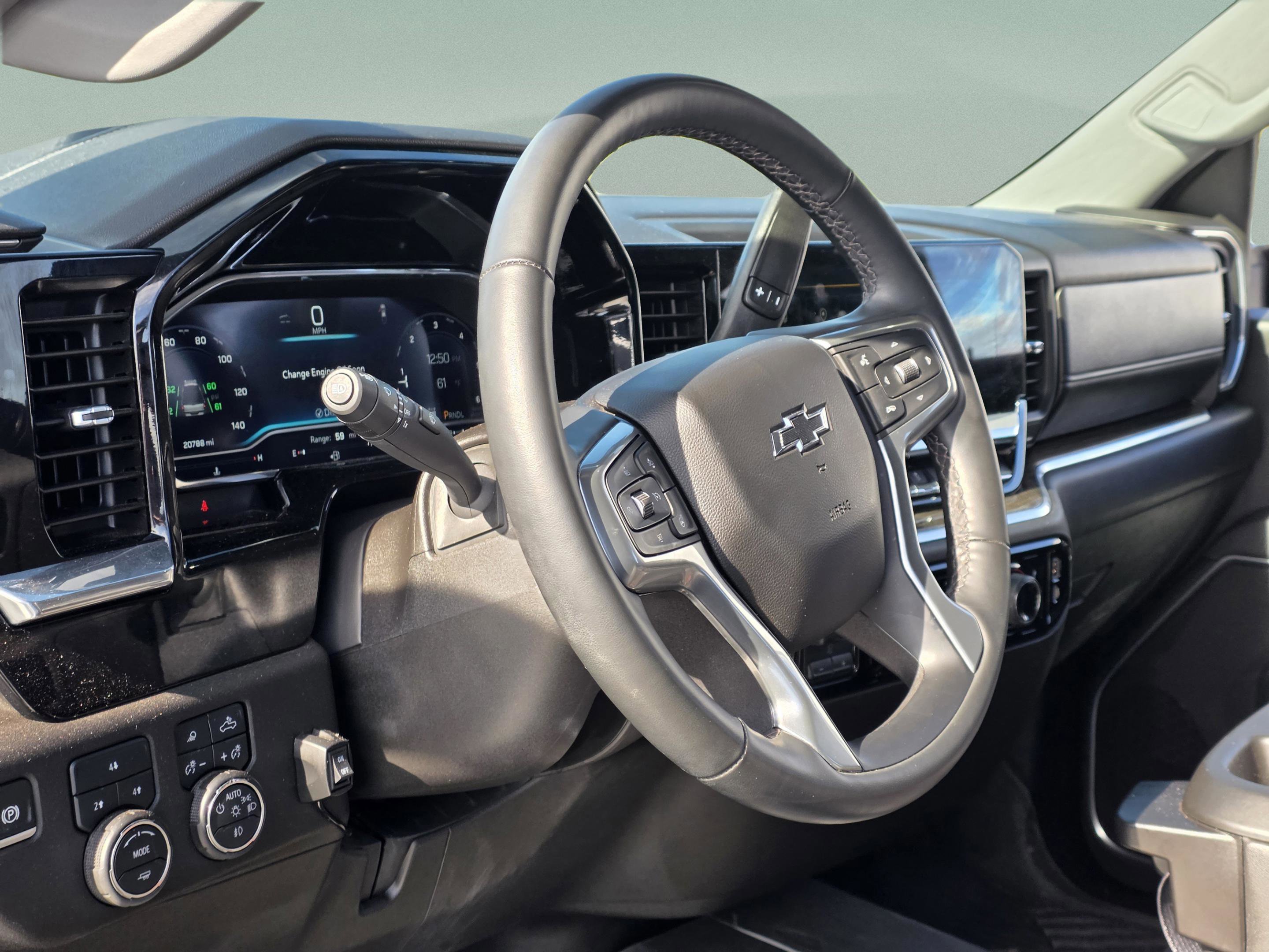 Used 2025 Chevrolet Silverado 2500 LT w/ Trail Boss Package image 10