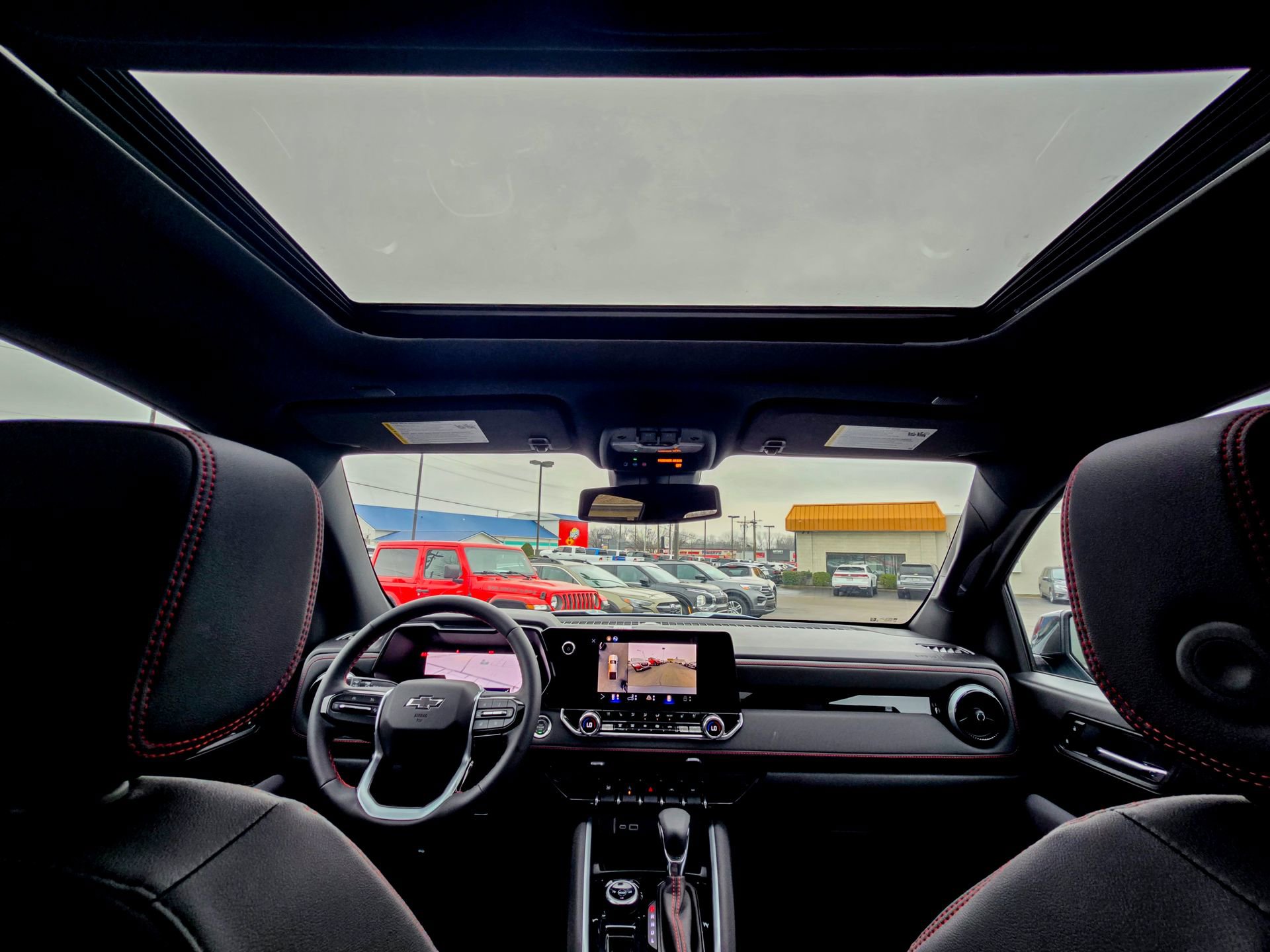 Used 2026 Chevrolet Colorado Z71 w/ Technology Package image 6