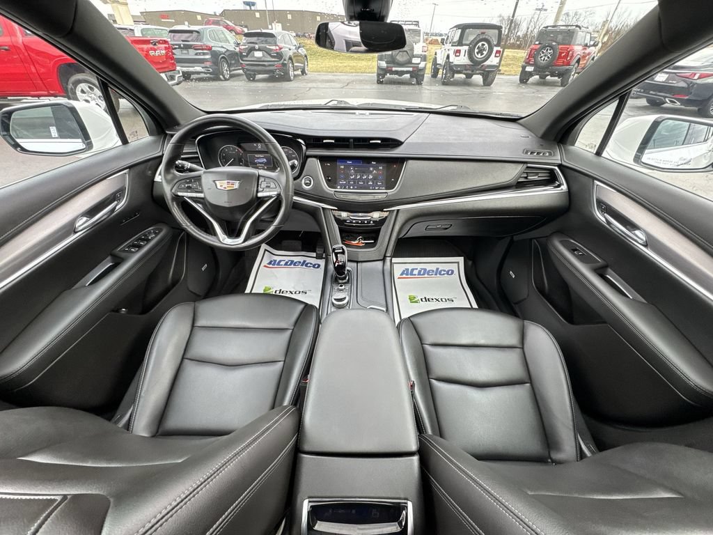 Used 2024 Cadillac XT6 Luxury w/ LPO, Floor Liner Package AWD/4WD image 21