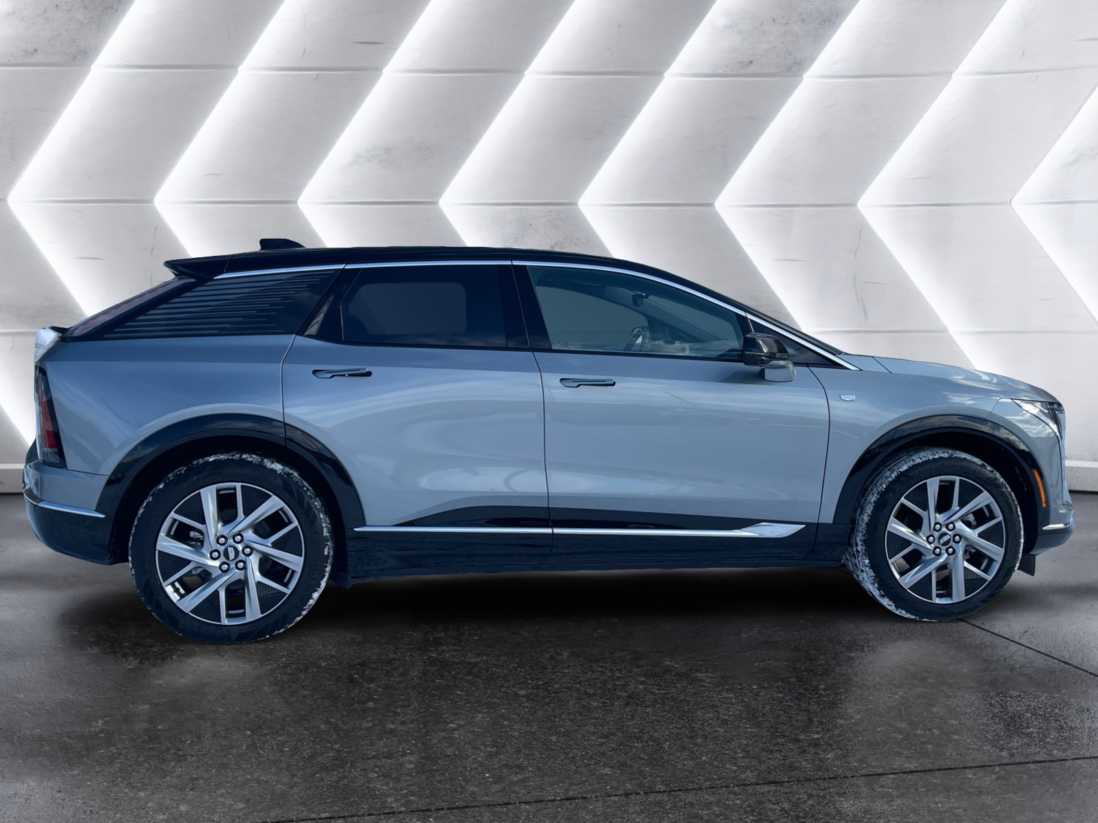 New 2026 Cadillac Optiq Luxury 2 image 7