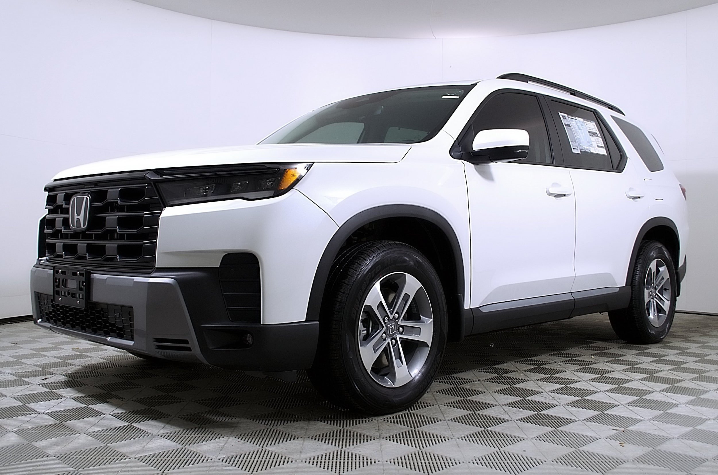 New 2026 Honda Pilot EX-L image 2