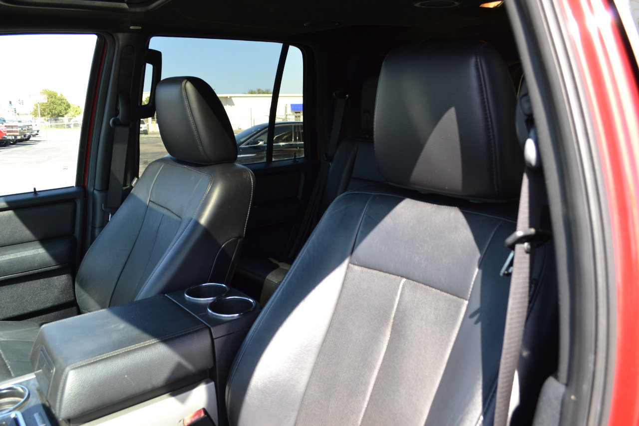 Used 2016 Ford Expedition Limited w/ Equipment Group 301A image 26