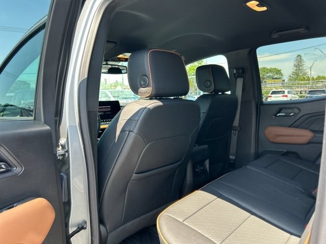 New 2026 GMC Canyon AT4 w/ AT4 Premium Package AWD/4WD image 17