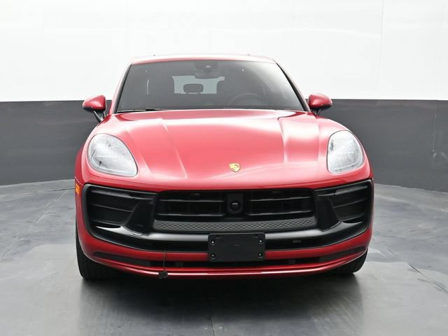 Certified 2022 Porsche Macan AWD/4WD image 28