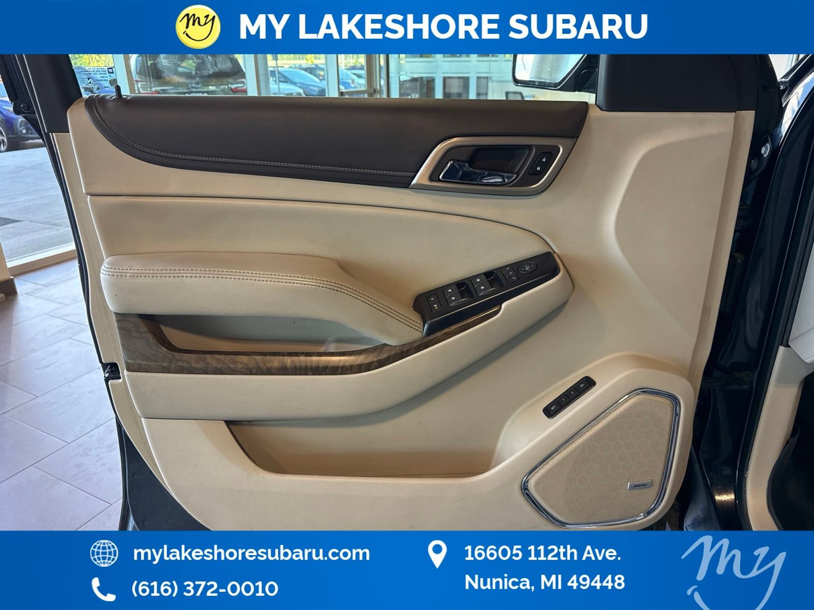 Used 2018 GMC Yukon Denali w/ Open Road Package AWD/4WD image 17