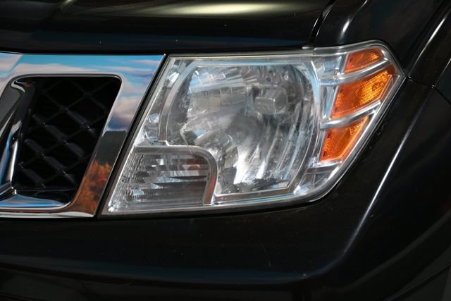 Used 2019 Nissan Frontier SV AWD/4WD image 15