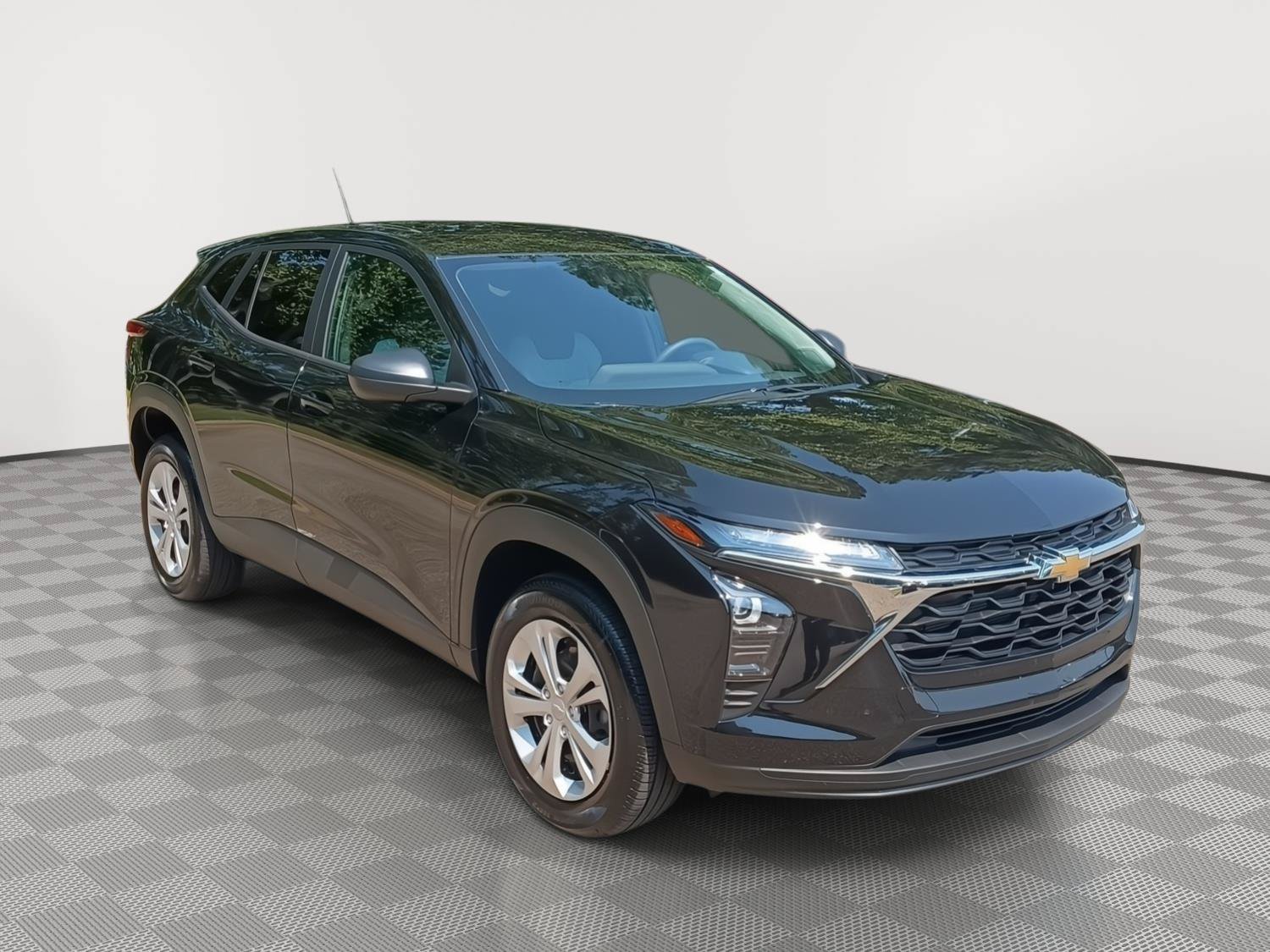 Used 2026 Chevrolet Trax LS w/ Driver Confidence Package FWD image 14