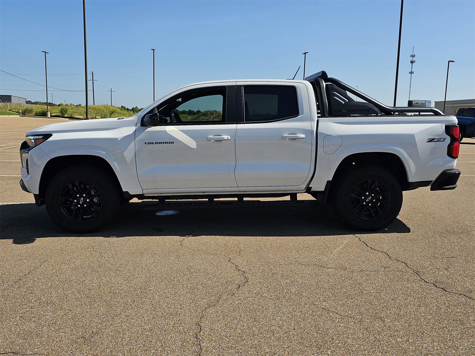 New 2025 Chevrolet Colorado Z71 w/ Midnight Edition image 4