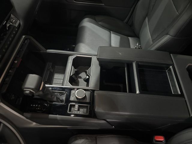 Used 2025 Toyota Tundra Limited image 17