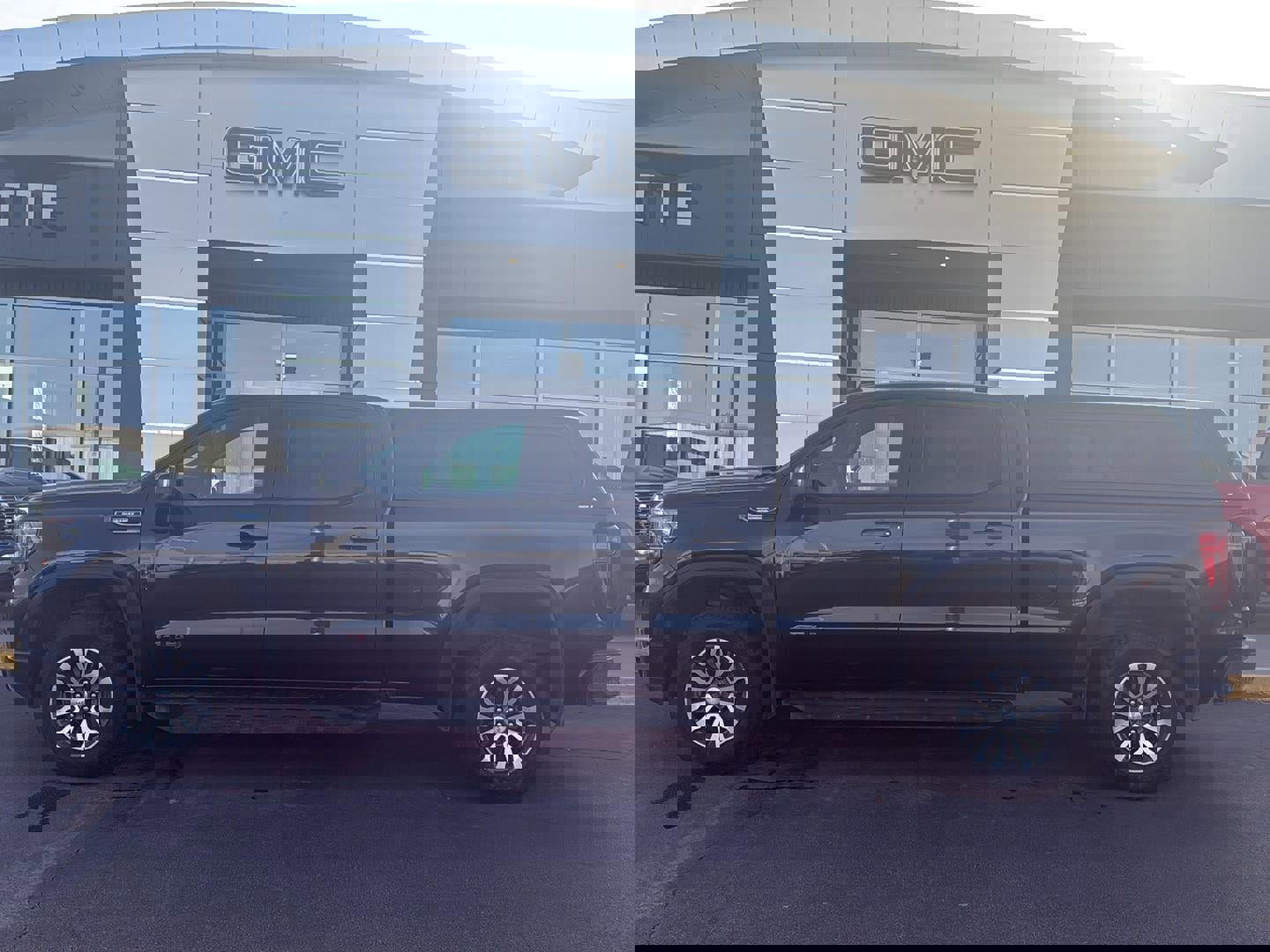 Used 2023 GMC Sierra 1500 AT4 w/ Technology Package