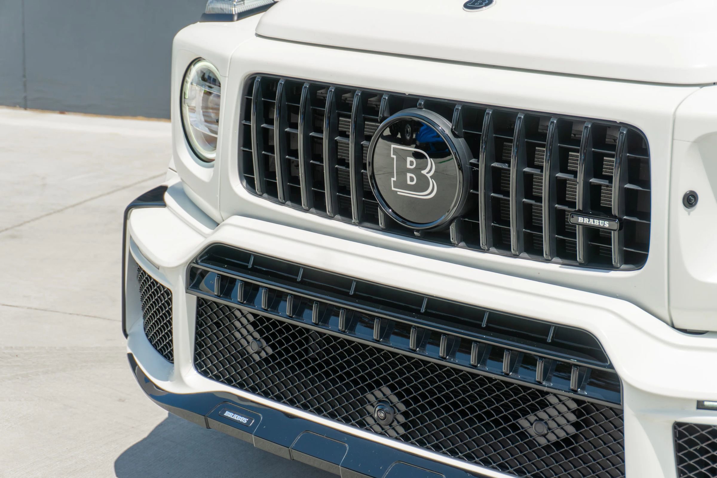 Used 2025 Mercedes-Benz G 63 AMG 4MATIC image 24