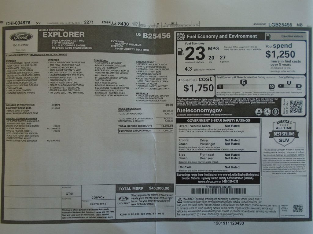 Used 2020 Ford Explorer XLT w/ Equipment Group 202A AWD/4WD image 35