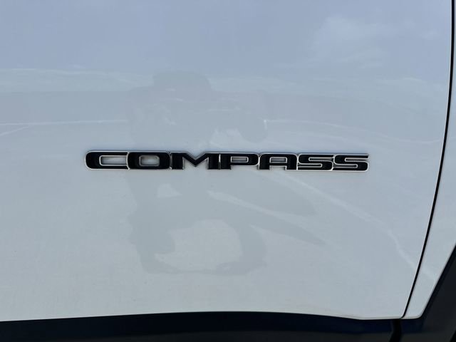 Used 2023 Jeep Compass Sport AWD/4WD image 36