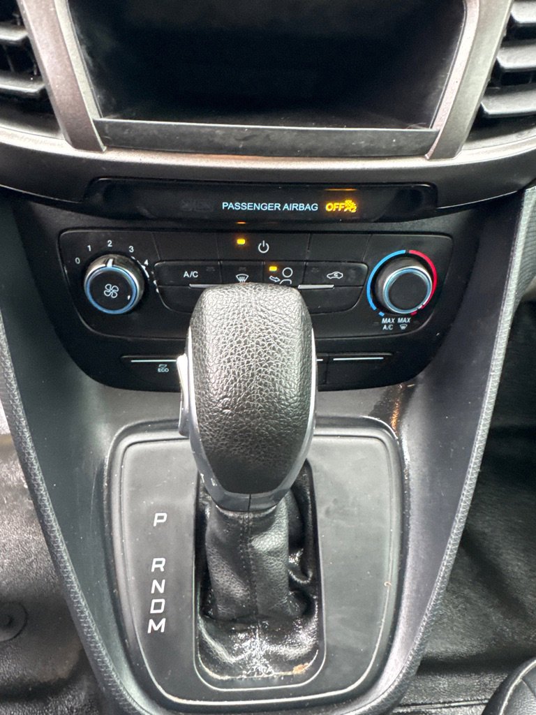 Used 2021 Ford Transit Connect XL image 9