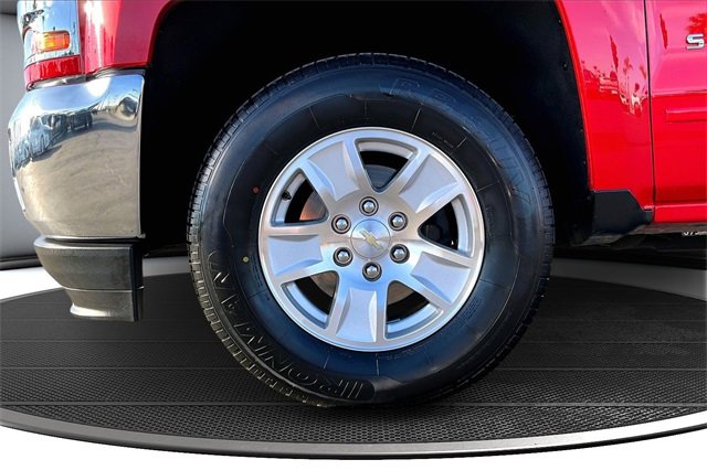 Used 2018 Chevrolet Silverado 1500 LT w/ All Star Edition image 33