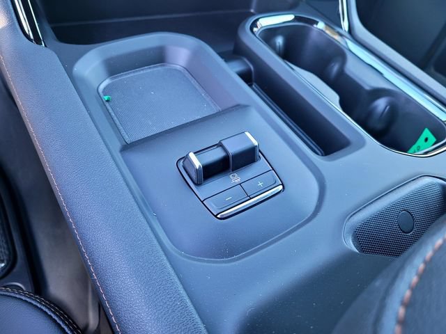 New 2026 GMC Sierra 2500 AT4 w/ AT4 Premium Plus Package AWD/4WD image 20
