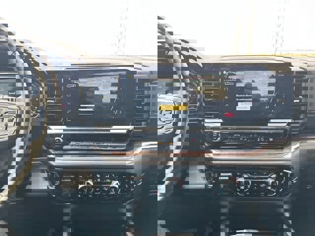 Certified 2024 GMC Sierra 1500 SLT w/ SLT Convenience Package image 18