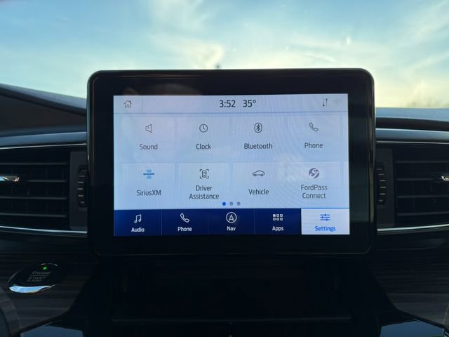Used 2021 Ford Explorer Limited w/ Hybrid Equipment Group 310A AWD/4WD image 30