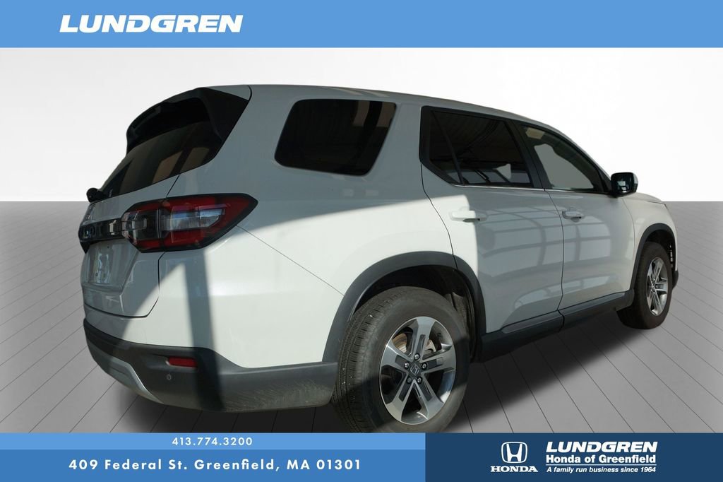 Used 2025 Honda Pilot EX-L image 9