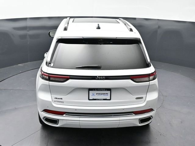 Used 2023 Jeep Grand Cherokee Overland w/ Luxury Tech Group IV AWD/4WD image 41