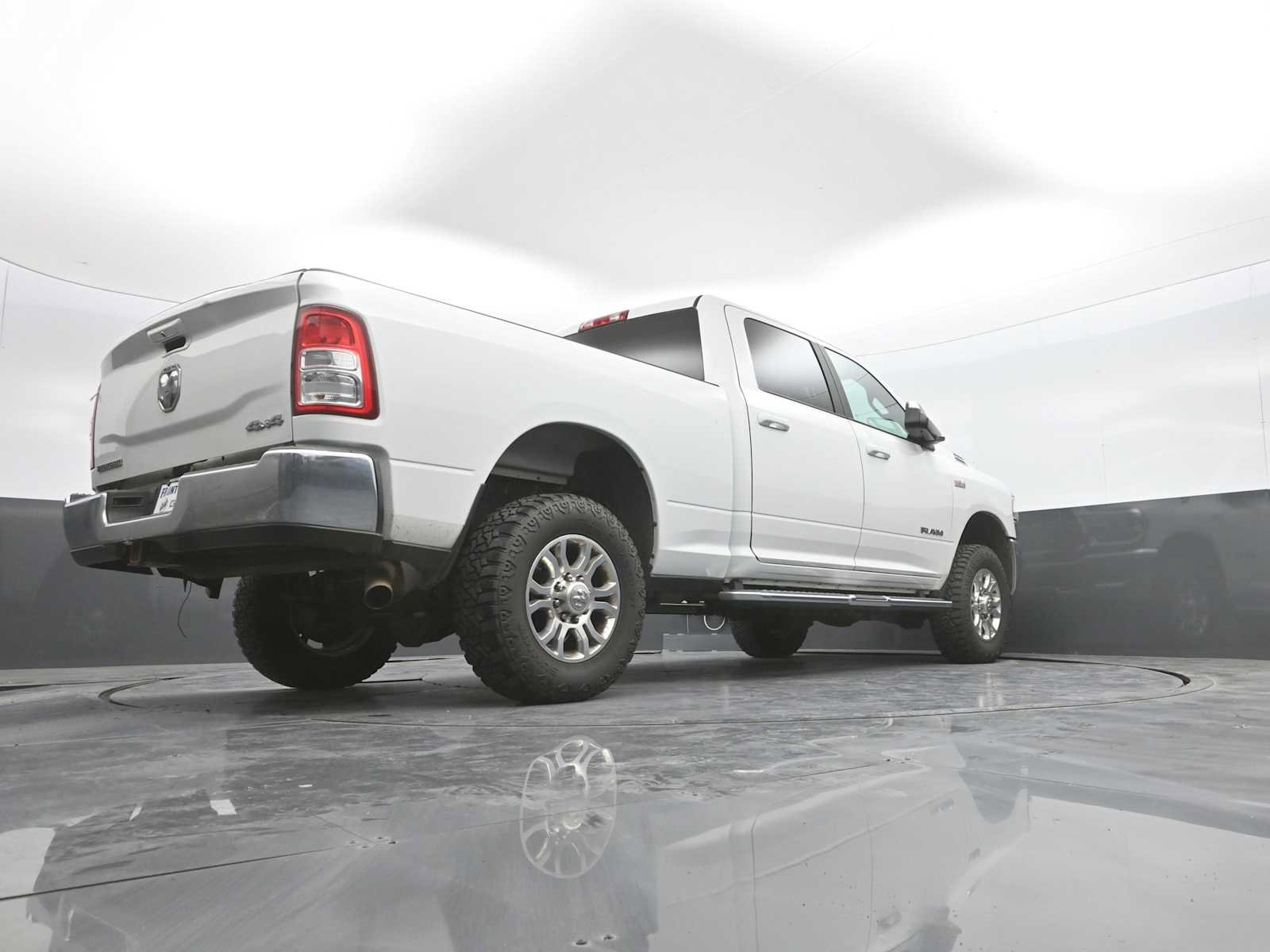 Used 2022 RAM 2500 Big Horn AWD/4WD image 42