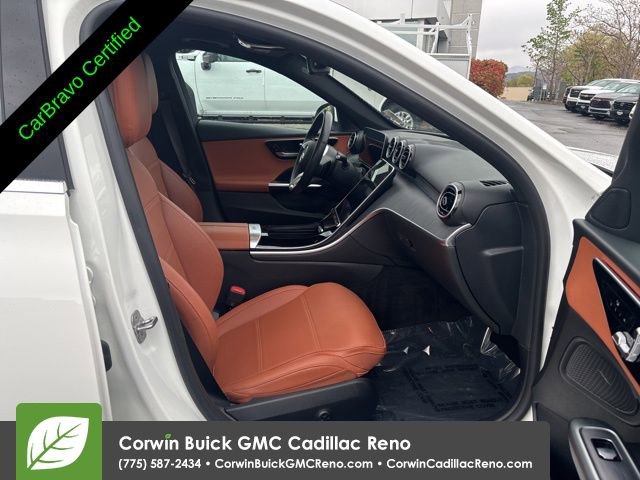 Used 2025 Mercedes-Benz C 300 4MATIC Sedan image 31