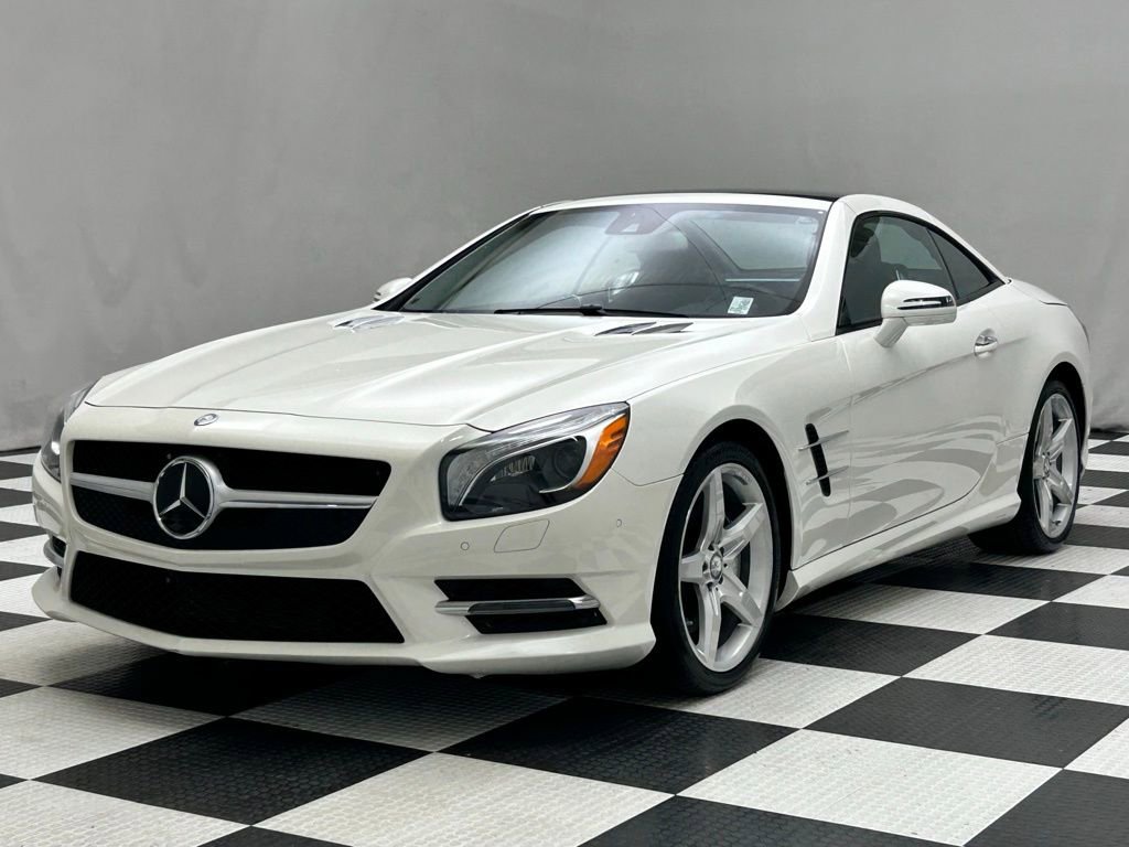 Used 2013 Mercedes-Benz SL 550 image 4