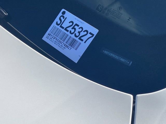 Certified 2025 BMW i5 eDrive40i w/ Premium Package image 33