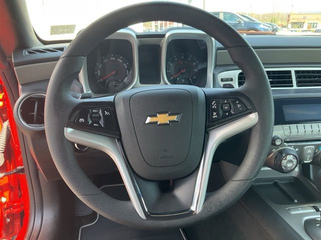 Used 2013 Chevrolet Camaro LS RWD image 3