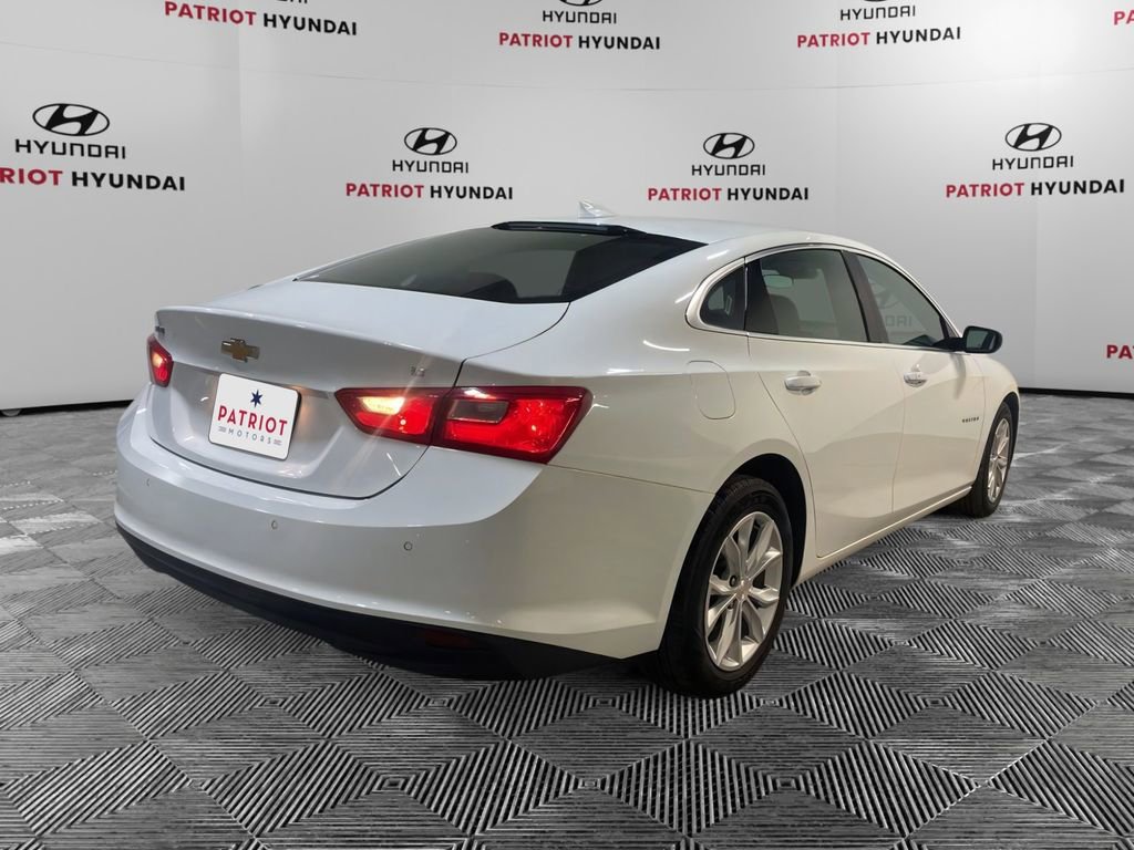 Used 2024 Chevrolet Malibu LT image 4