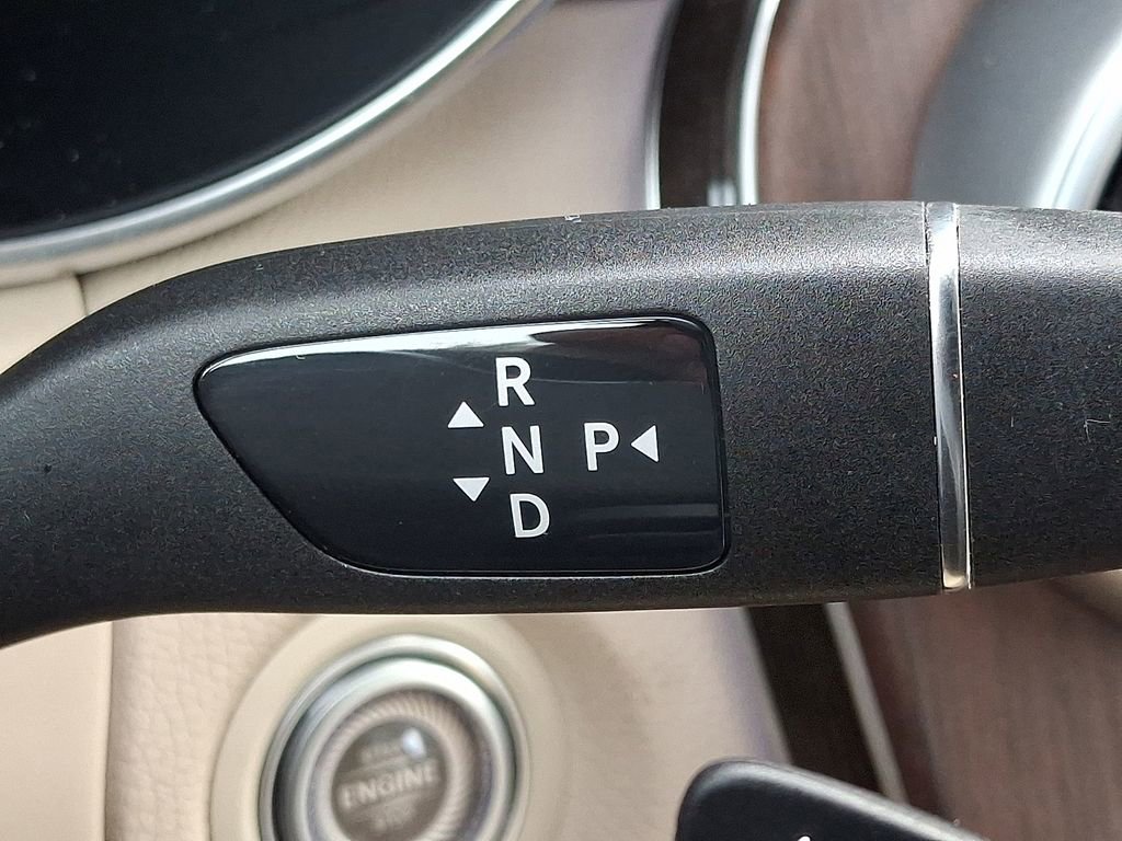 Used 2022 Mercedes-Benz GLC 300 4MATIC image 15