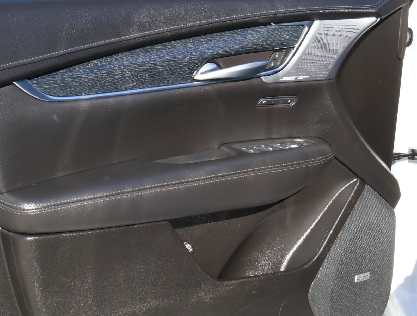 Certified 2022 Cadillac XT5 Premium Luxury w/ Technology Package image 20