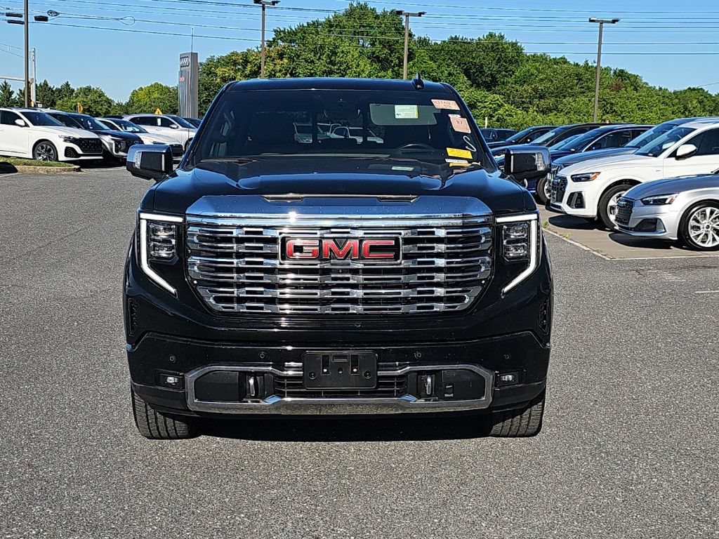 Used 2023 GMC Sierra 1500 Denali w/ Denali Reserve Package AWD/4WD image 17