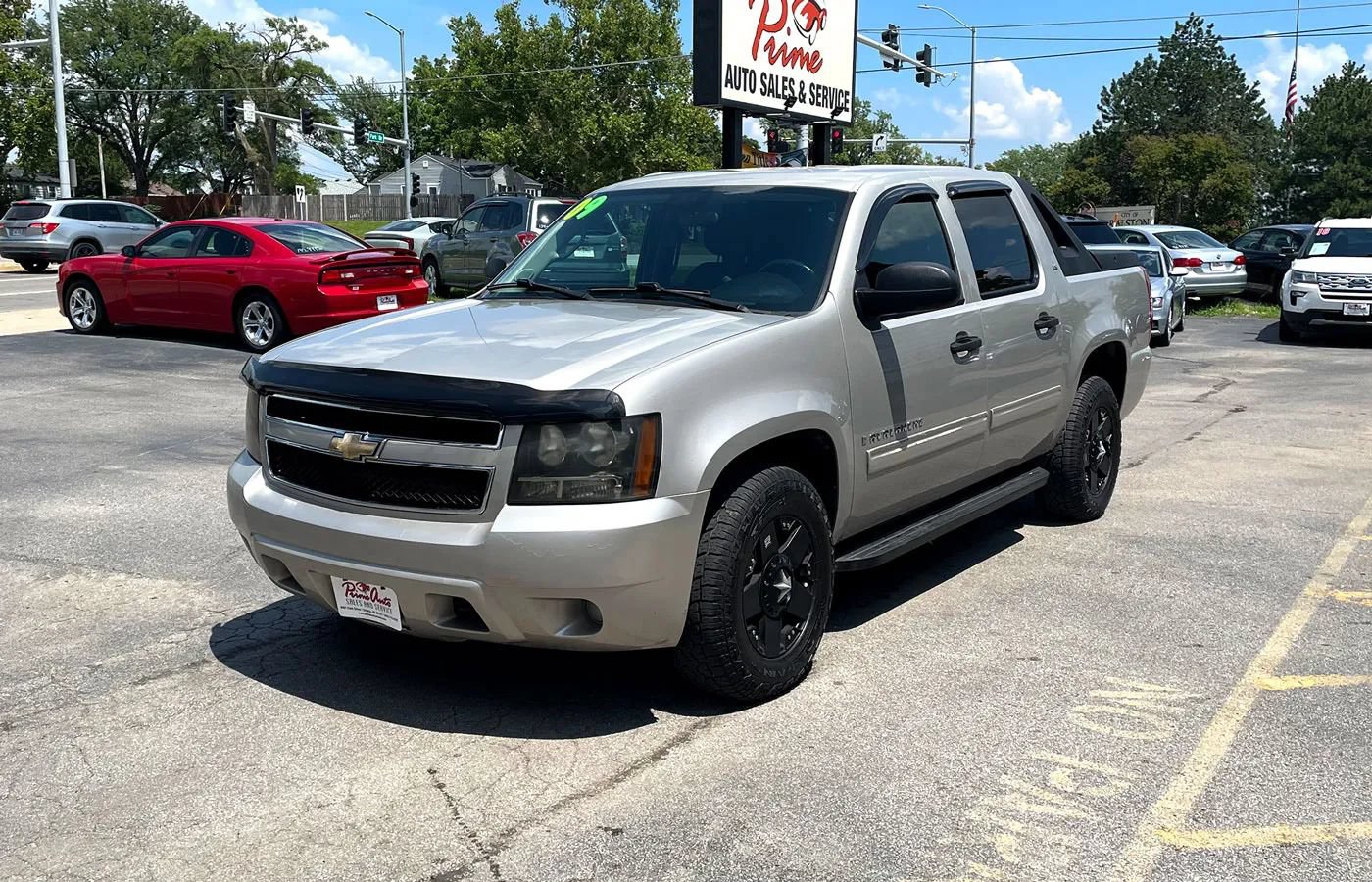 Used 2009 Chevrolet Avalanche LS AWD/4WD image 2