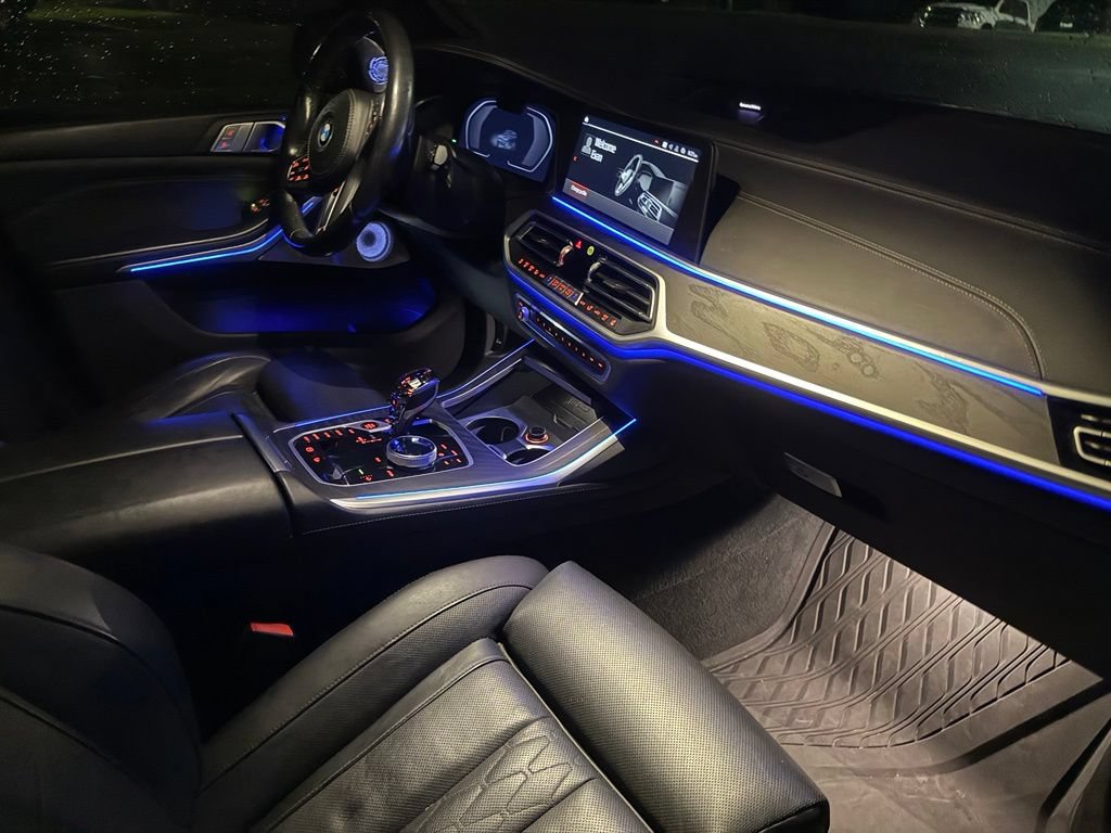 Used 2021 BMW X7 M50i AWD/4WD image 17