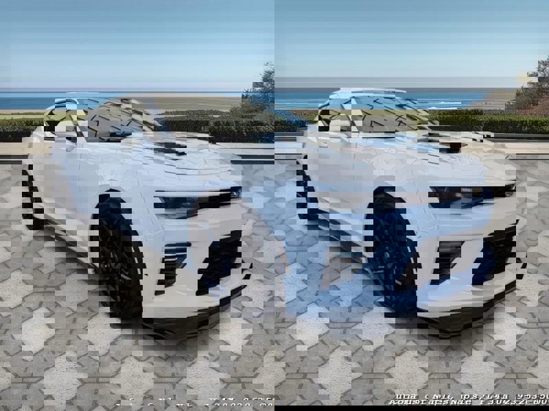 Used 2018 Chevrolet Camaro SS image 1