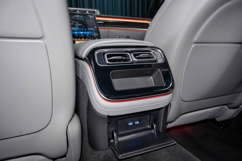 New 2026 Mercedes-Benz S 63 AMG S image 25