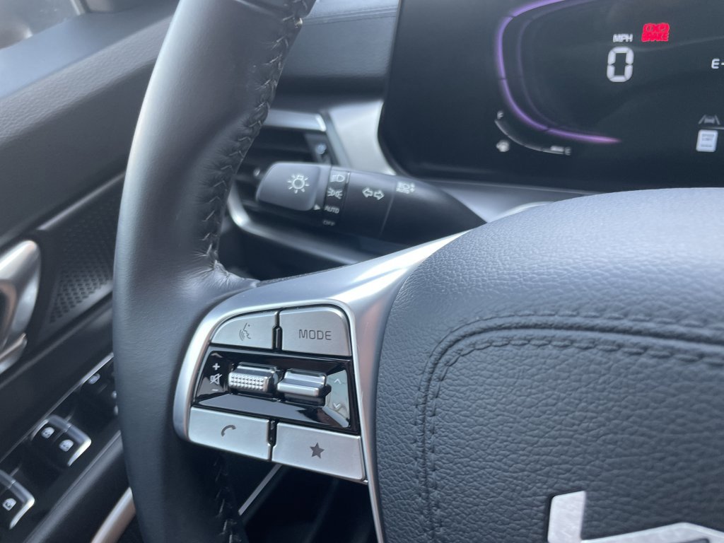 Used 2024 Kia Telluride S w/ S Sunroof Package image 27