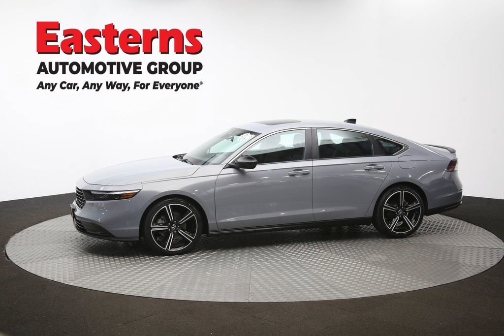 Used 2025 Honda Accord Sport image 59