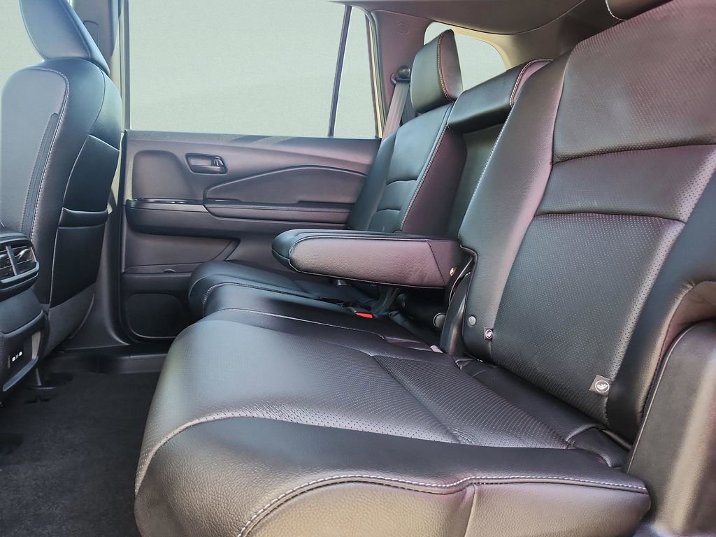 Used 2024 Honda Passport EX-L image 19