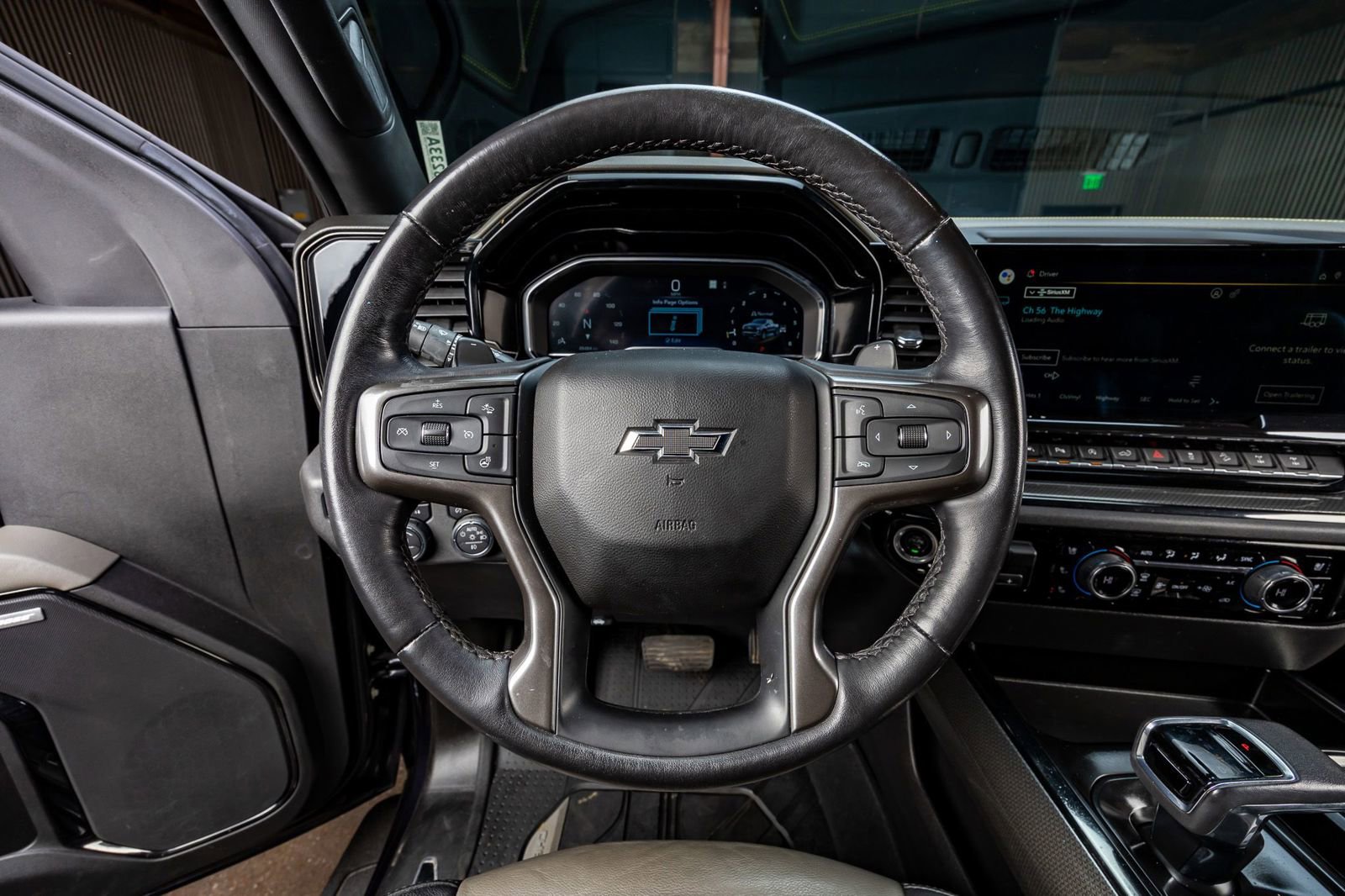 Used 2022 Chevrolet Silverado 1500 ZR2 w/ Technology Package image 19