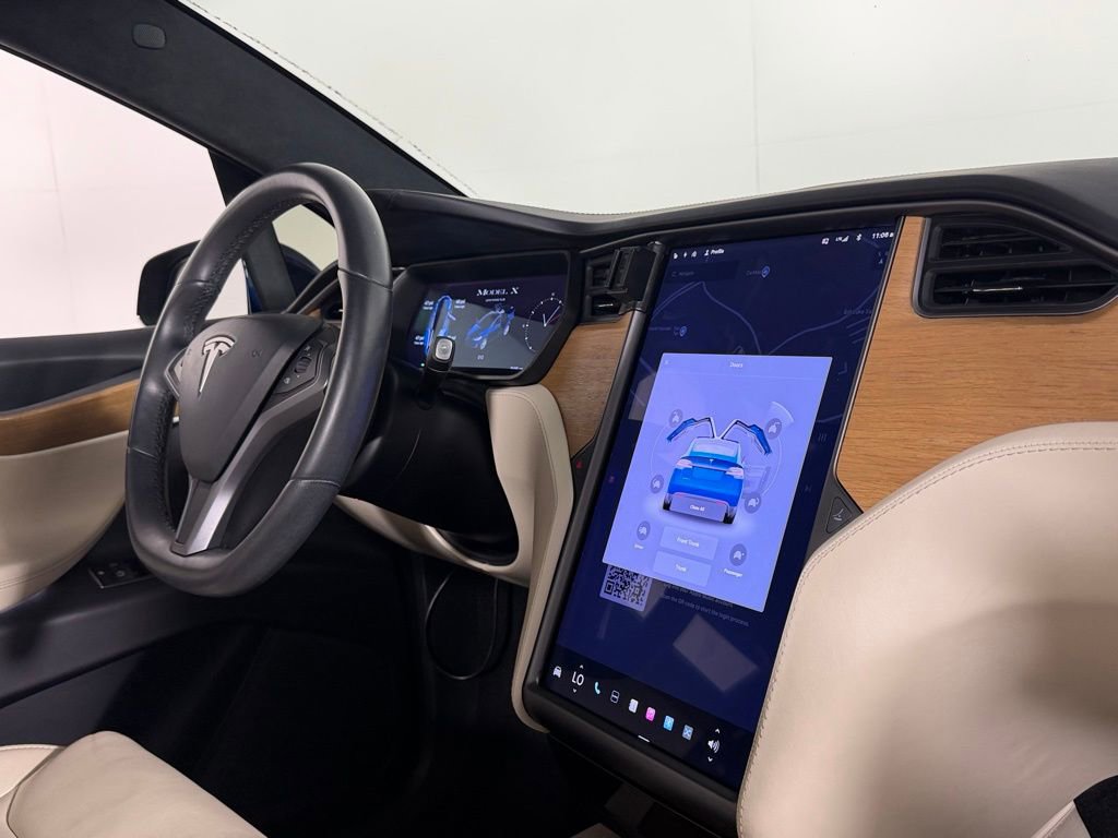 Used 2020 Tesla Model X Long Range image 23